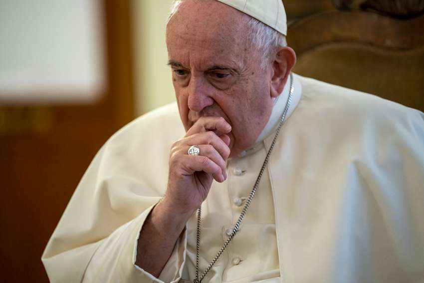 Pope Francis clarifies remarks about homosexuality and sin