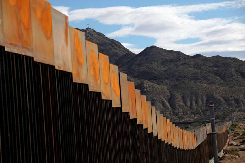 "We express our pain and rejection" – Mexico's bishops react to Trump's border wall