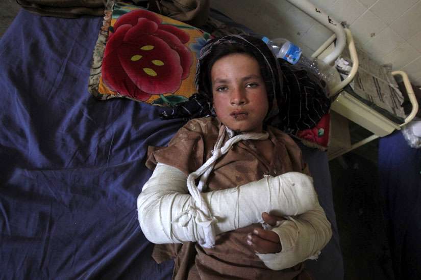 Pope calls for prayers, aid after quake hits Pakistan, Afghanistan