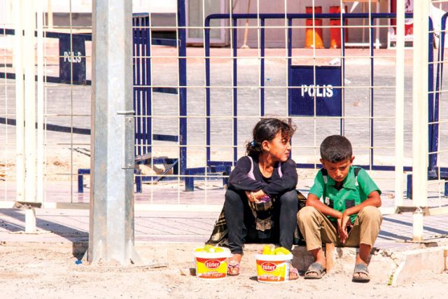 Canada-bound refugees still waiting