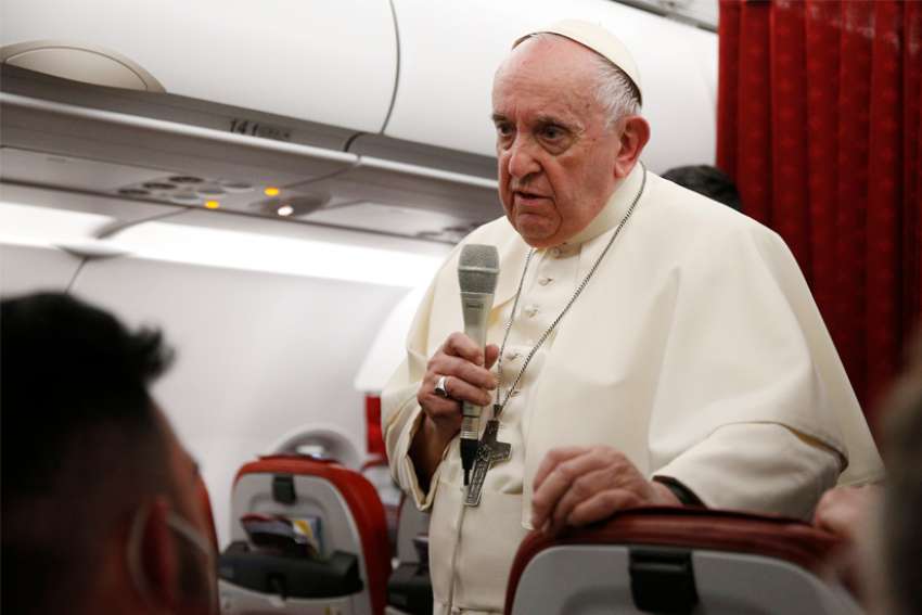 Pope Francis indicates he has not spoken directly to Putin about Ukraine war