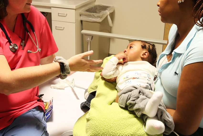 Physicians offer support to pro-life undergrads