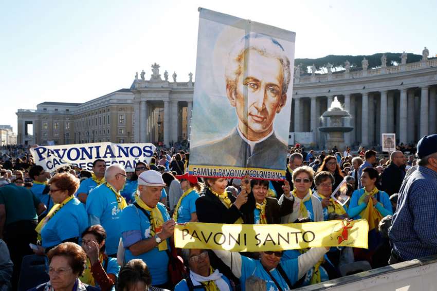 Pope canonizes seven saints who 'fought the good fight of faith'