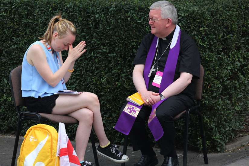 Bishops issue Year of Mercy text on Sacrament of Reconciliation