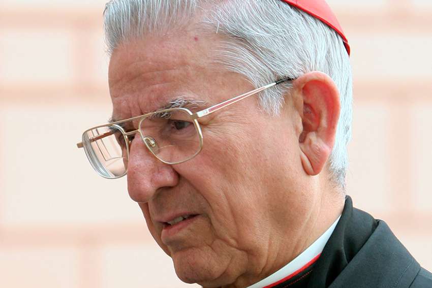 Colombian Cardinal Castrillon Hoyos dies at 88