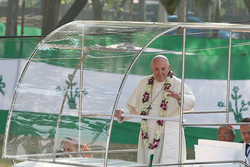 Pray for your priests, Pope urges at Mass in Bangladesh