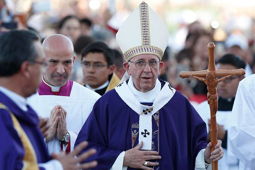 ‘No more death, no more exploitation,’ Pope says at U.S.-Mexico border