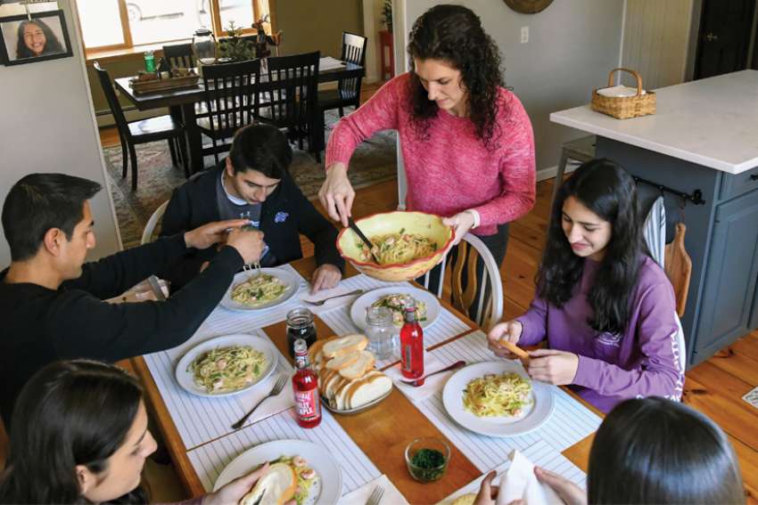 Catholic teen to aid parents, siblings joining Church
