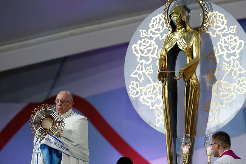 Church wounded by sin causes doubt in our mission, Pope Francis tells Panama clergy, laity