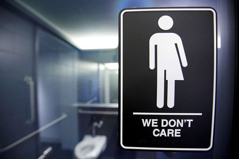 Poll: Evangelicals differ from most Americans on transgender morality