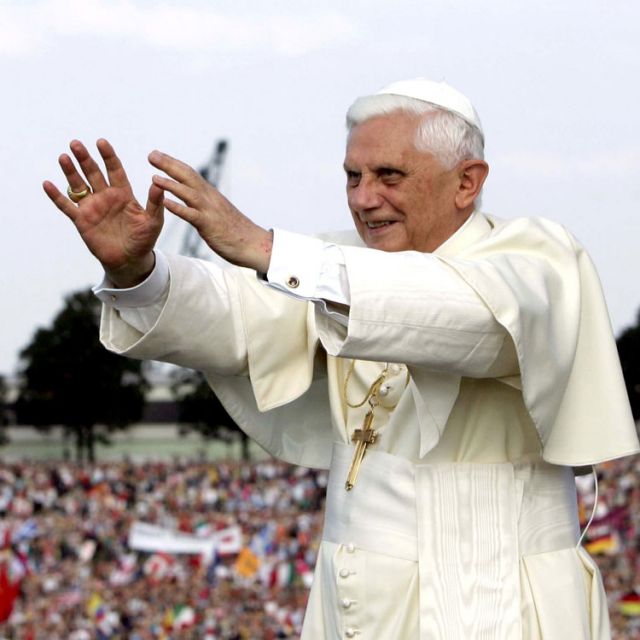 Citing health reasons, Pope Benedict announces he will resign 