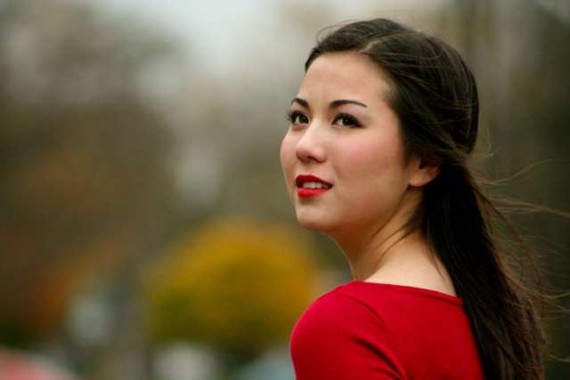 Singer turns escape from dark days into song