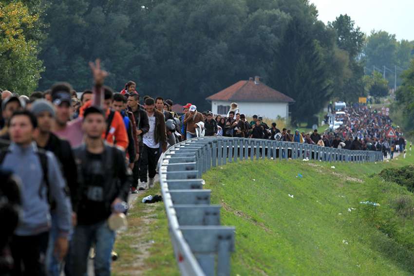 Hungarian Christians urge churches to end silence on refugees