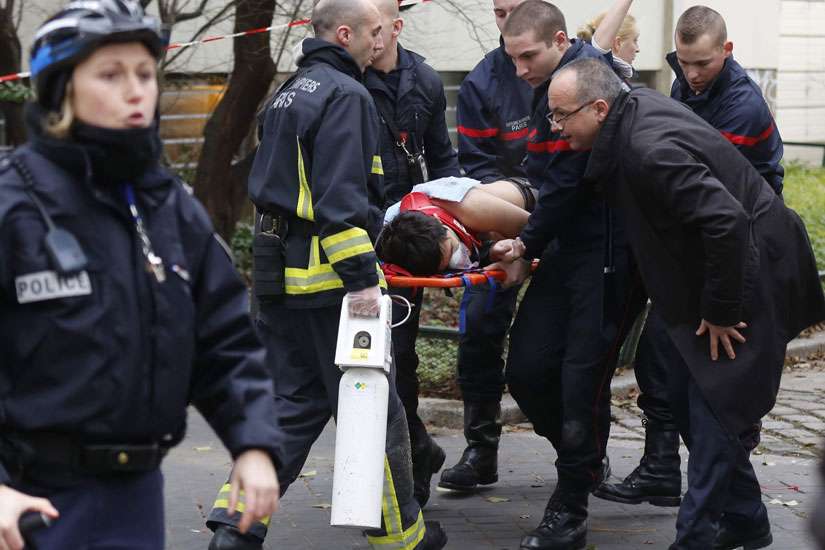 Pope issues 'firmest condemnation' of killings at French weekly