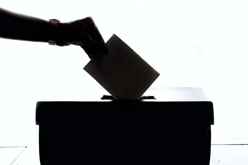 Cast a vote for common good