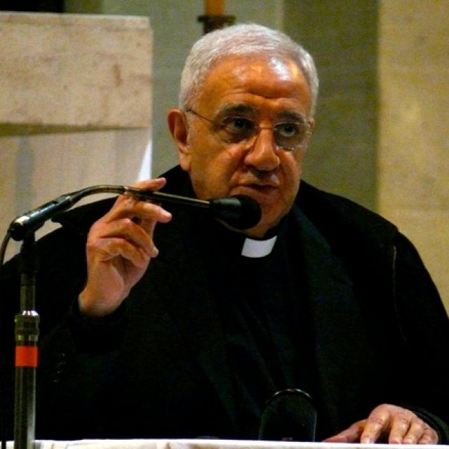 Gender theory leaves young people lost, says psychoanalyst priest