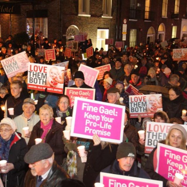 Thousands gather to urge Ireland not to introduce abortion bill 