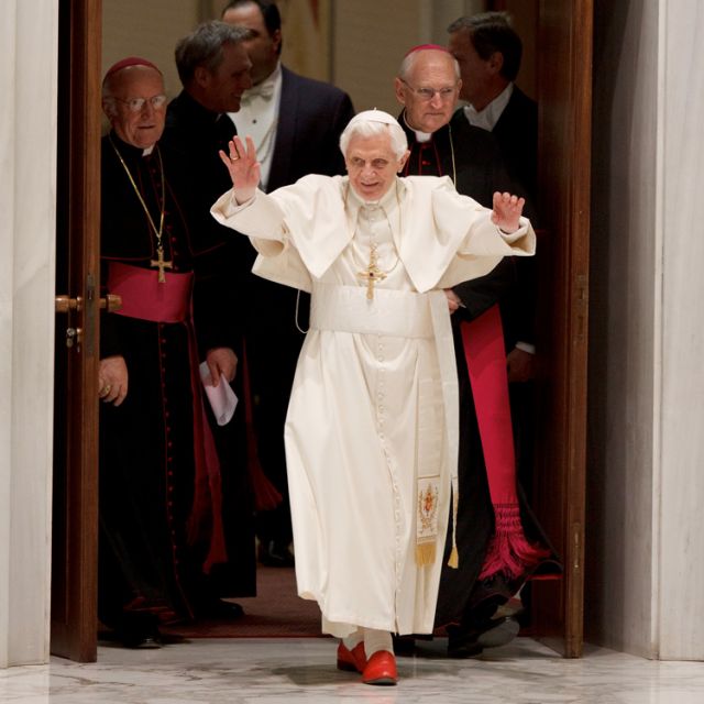 Lenten ashes are call to repentance, humility, Pope says at Mass 