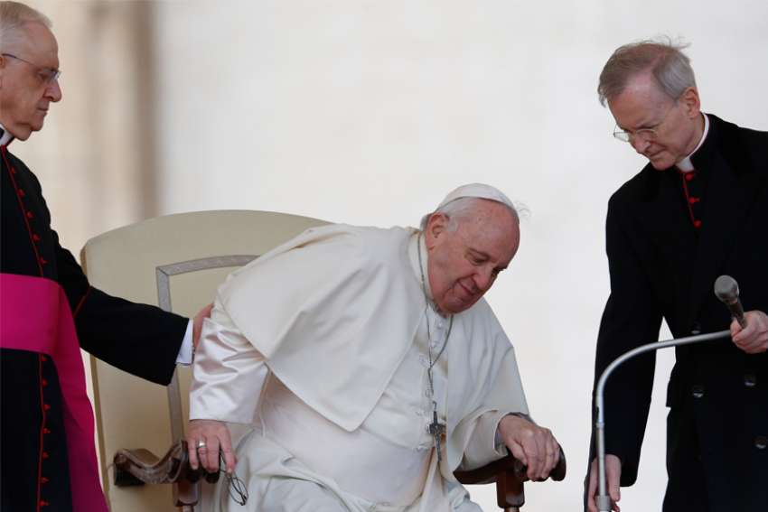 Pope Francis postpones African trip, no word on Canadian journey