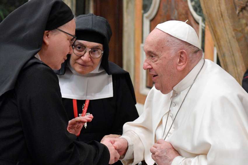 Pope urges reparation to the Sacred Heart