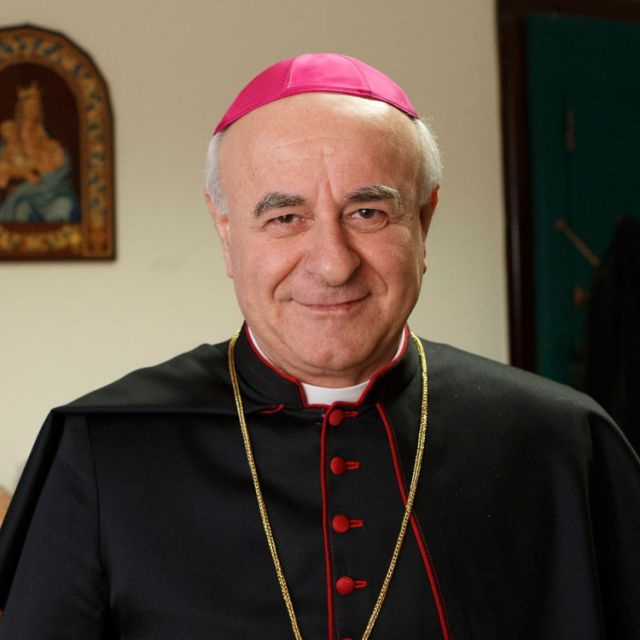 Archbishop says synod theme shows importance of family for Pope 