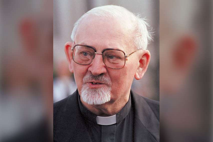 Father Kolvenbach, former Jesuit superior, dies in Beirut