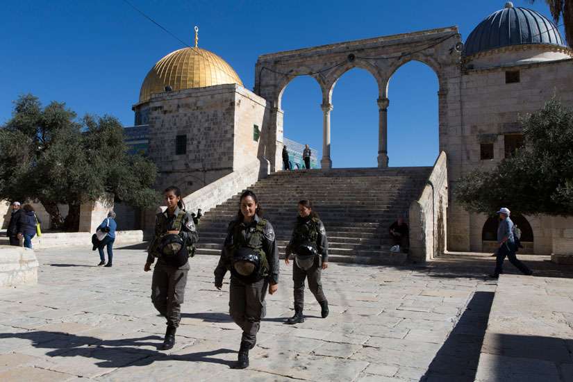Activists intent on building third Jewish temple spark tensions at holy site