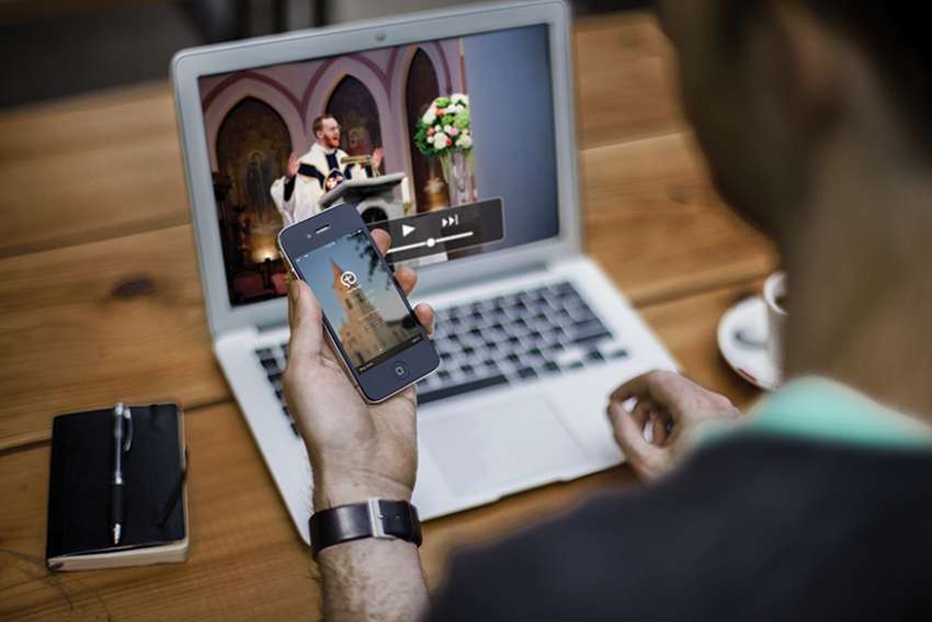 Parish priests subscribe to the digital age