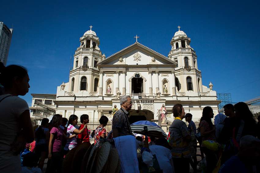 Third Philippine priest shot since December