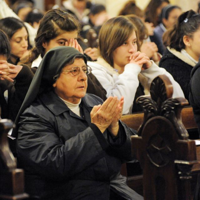Jesus Christ’s love for mankind holds nothing back