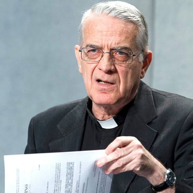 Papal assistant indicted on theft charges in Vatileaks scandal