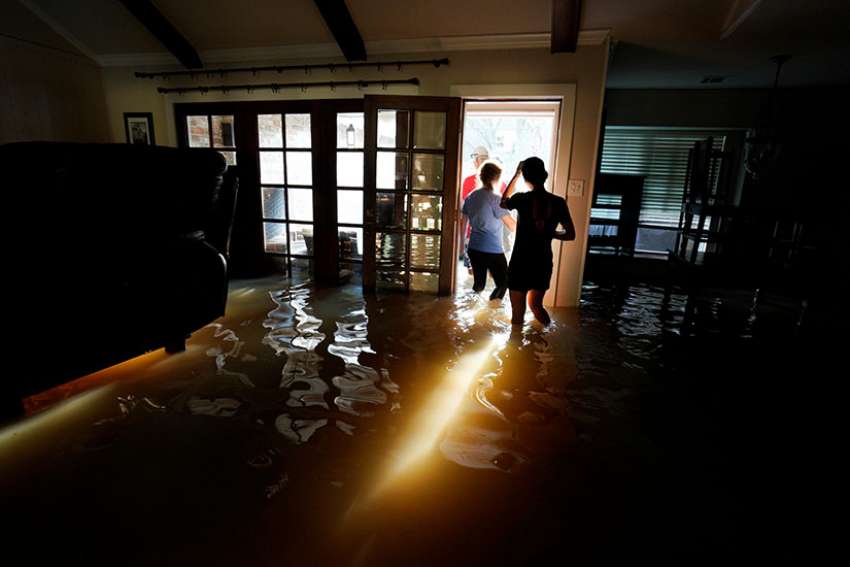 Water's rise and fall: Harvey's wrath still felt across Gulf Coast