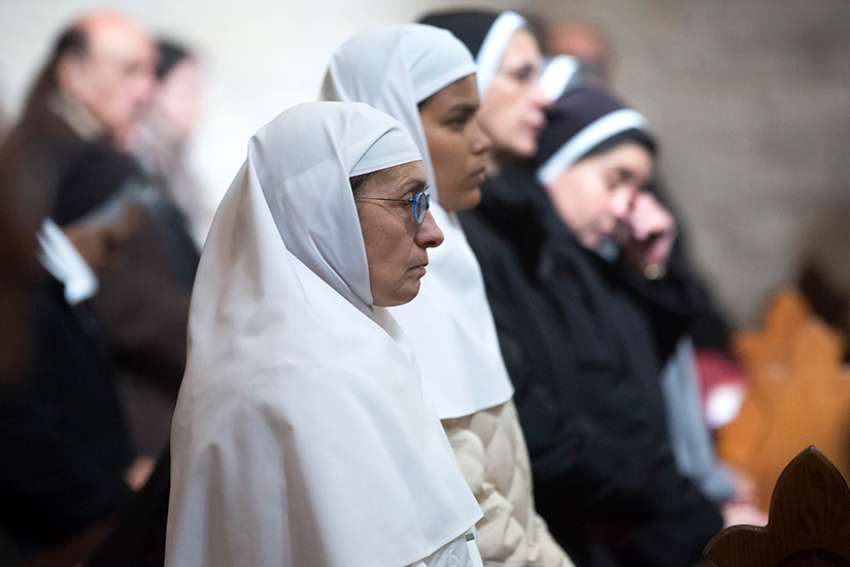 Pope Francis greets Coptic Christians celebrating Christmas