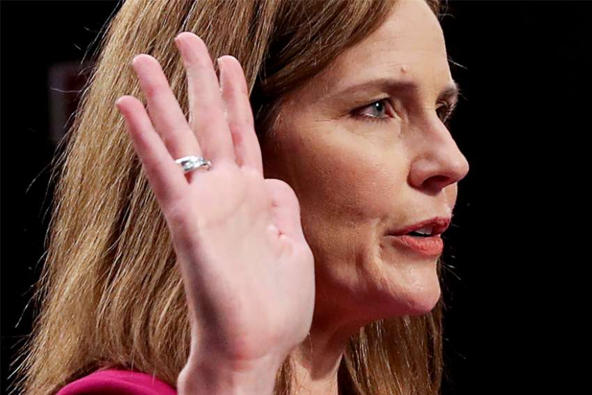 Judiciary Committee votes to send Barrett nomination to full Senate