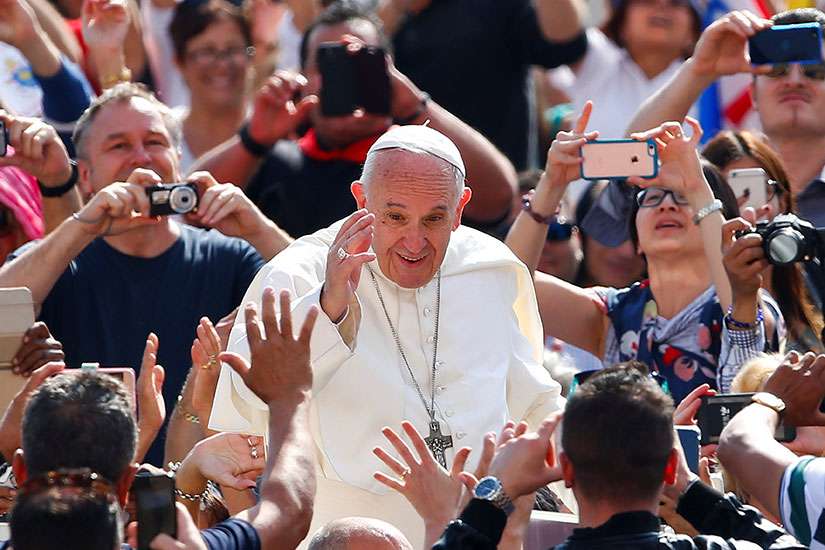 Pope's homily: Christians are always on the go in their journey to meet the Lord