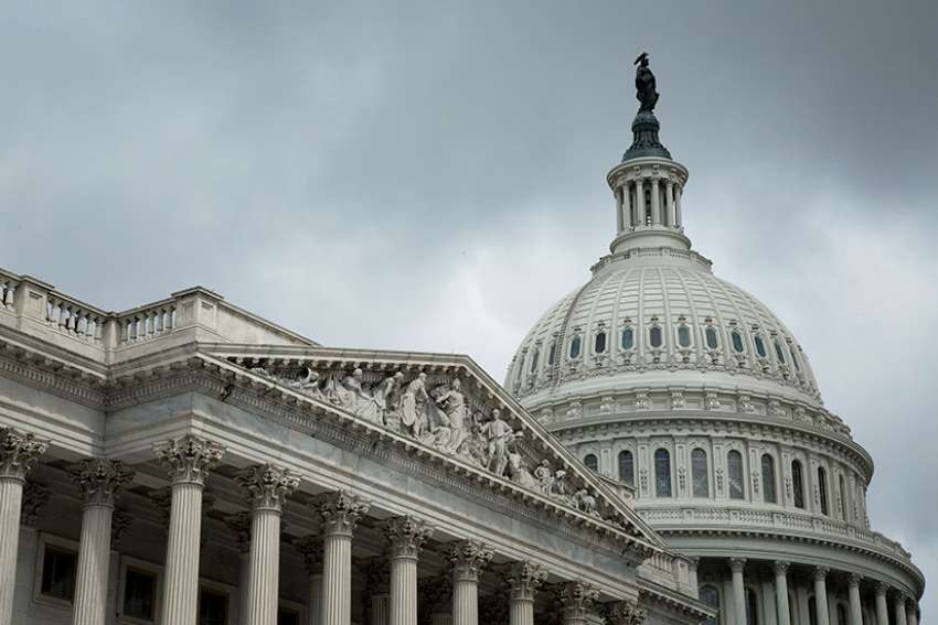 U.S. House passes pair of bills aimed at tighter immigration enforcement
