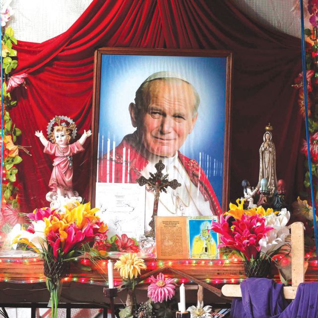 Double canonization united by Vatican II