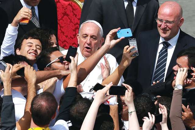 Papal participation sought for student Mass