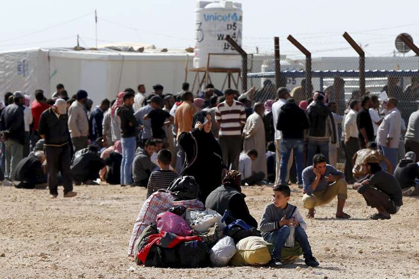 Liberals create powerhouse cabinet committee, allocate $100 million to resettle refugees