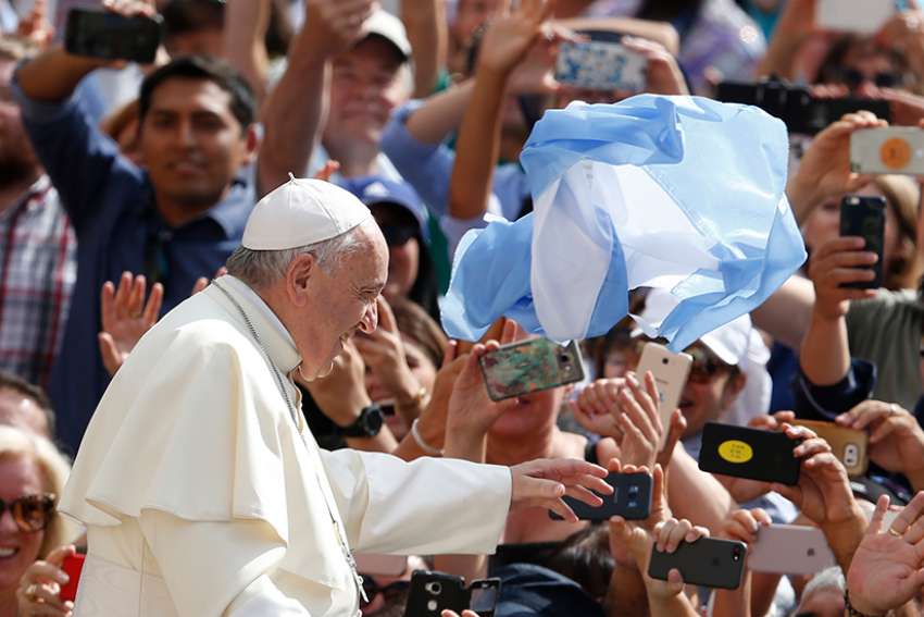Pope launches appeal that World Cup in Russia helps promote peace