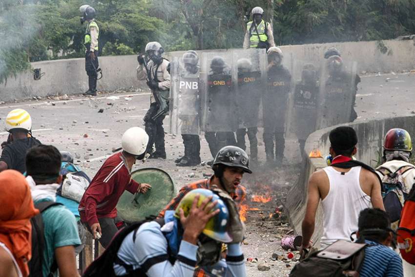 Vatican supports new elections to solve Venezuelan crisis