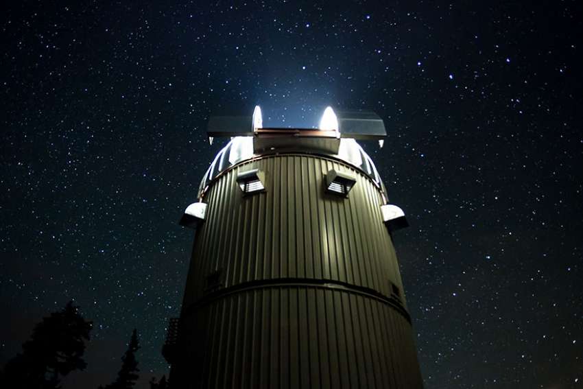 Vatican stargazers look for divine inspiration