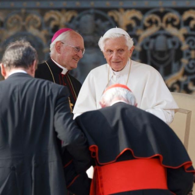 Pope names six new cardinals 