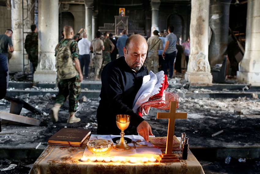 Pope Francis: Clergy in Middle East must be the 'last among the least'