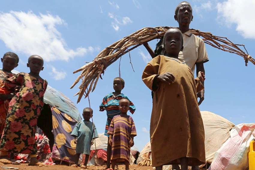 Terrorist group al-Shabab delivers food relief to drought-stricken Somalia