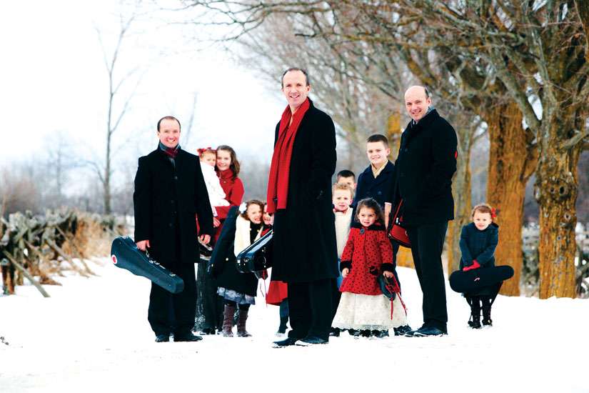 Leahy sets Christmas mood in Toronto