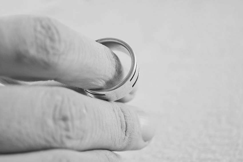 Why marriage nullity cases always include a defender of the bond
