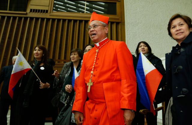 Philippine cardinal praises both sides in peace deal for 'wisdom' 