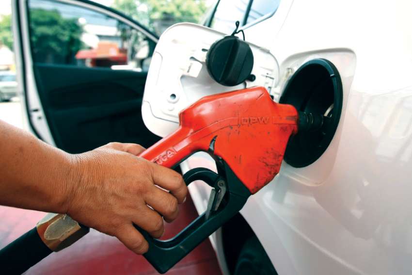 Fossil fuel shares finding fewer takers