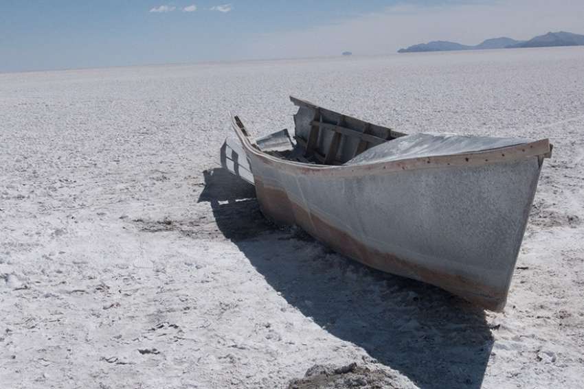 Bolivians trying to cope as water dries up